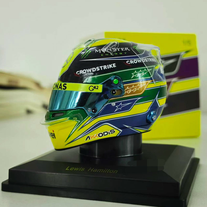 Spark 1/5 Lewis Hamilton 2023  - đánh giá và giá Kids Toys Hamilton
